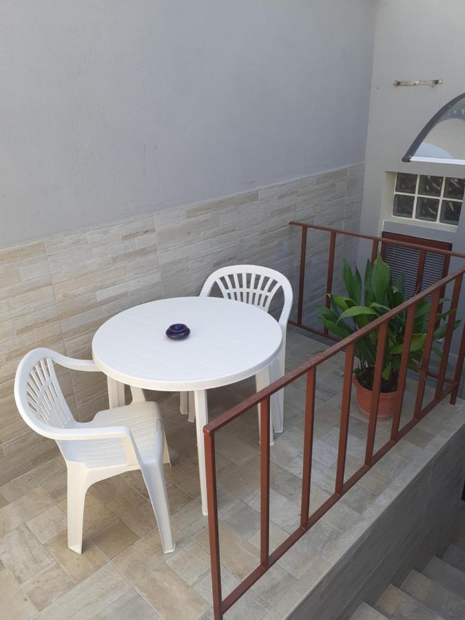 Casa Dylan Apartment Cagliari Luaran gambar
