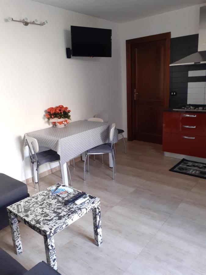 Casa Dylan Apartment Cagliari Luaran gambar